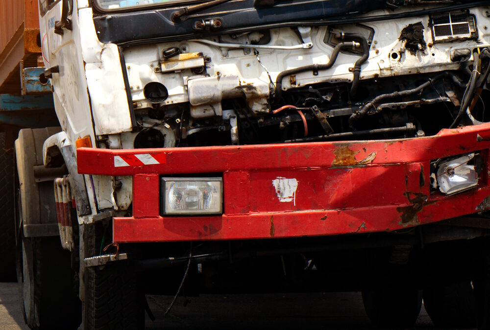 Some Common Operator Mistakes That Cause Preventable Truck Accidents in Texas